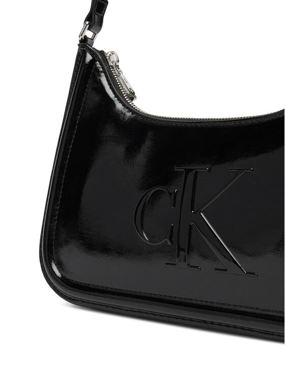 Calvin Klein Ročna torba Calvin Klein Bold Ck Metallic Shoulder Bag LV04F3332G Črna