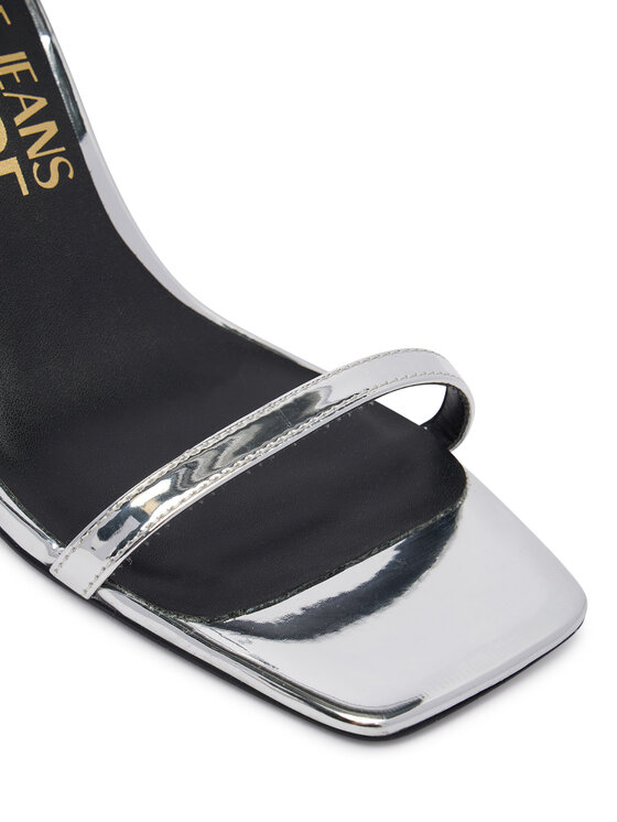 Versace Jeans Couture Босоніжки Versace Jeans Couture 80VA3S76 ZS406 Срібний