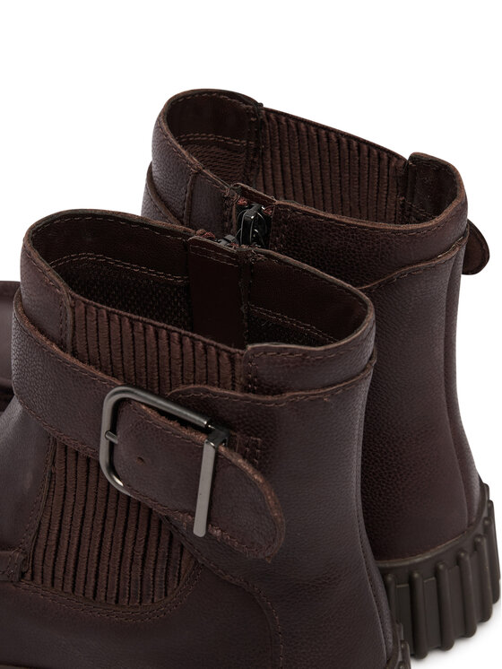 Clarks Polokozačky Clarks Torhill Buckle 26327987 Hnědá