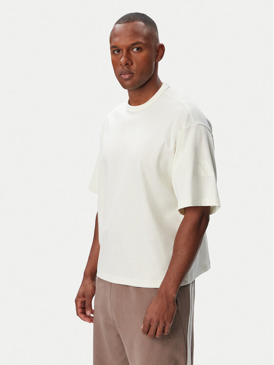 adidas adidas T-Shirt Soft Lux KB8095 Κρεμ Regular Fit