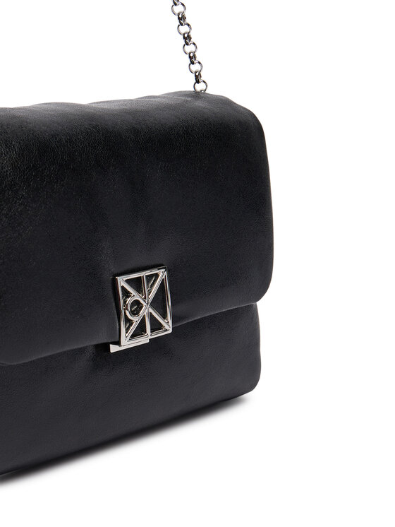 Calvin Klein Torebka Calvin Klein Emblem Hw Padded Crossbody LV04F3620G Czarny