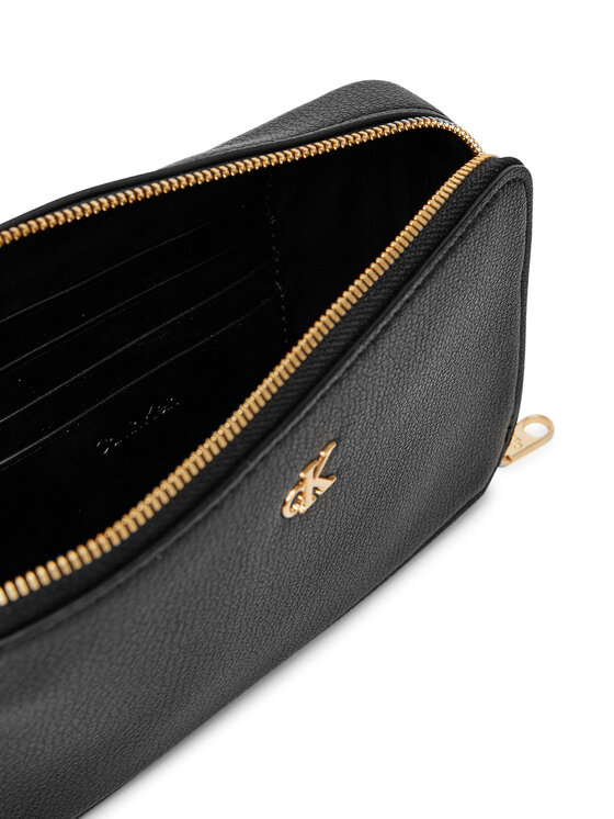Calvin Klein Jeans Soma Calvin Klein Jeans Minimal Mono Camera Bag LV04K1086G Melns