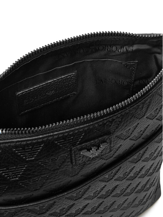 Emporio Armani Плоска сумка Emporio Armani EM001688 AF14774 UC001 Чорний