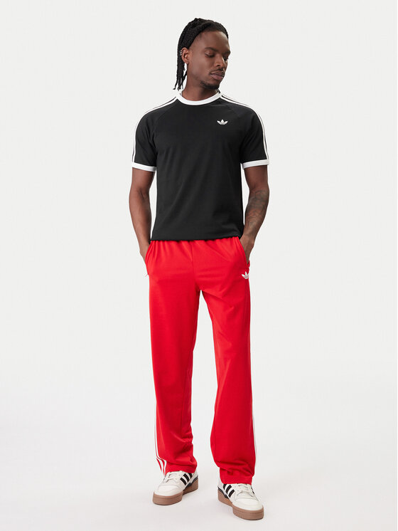 adidas adidas Футболка 3-Stripes KE3538 Чорний Regular Fit