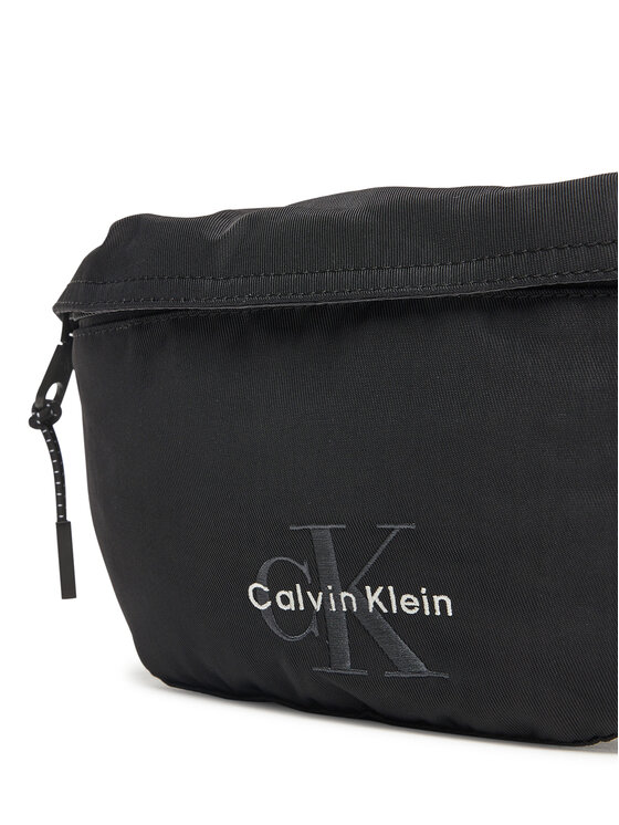 Calvin Klein Torbica oko struka﻿ Calvin Klein Bold Waistbag LV04D3116G Crna