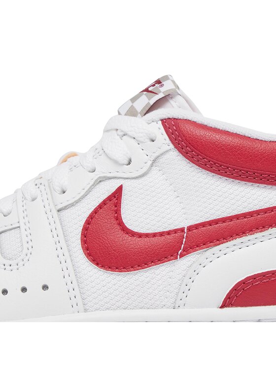 Nike Sneakersy Nike Attack Qs Sp FB8938 100 Biela