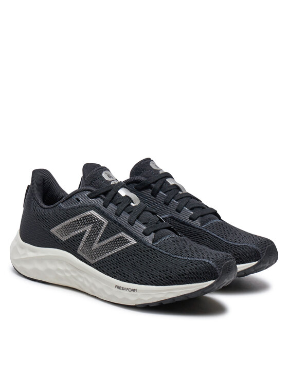 New Balance Bežecké topánky New Balance Fresh Foam Arishi v4 WARISYK4 Čierna