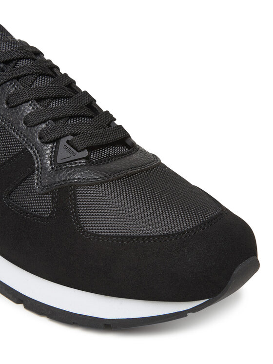 Guess Sneakersy Guess FMTTRE FAB12 Čierna