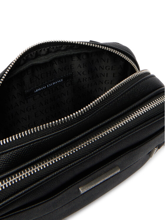 Armani Exchange Borsetă Armani Exchange XM002037 AF19931 UC001 Negru