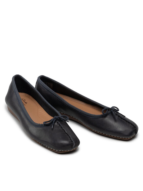 Clarks Балетки Clarks Freckle Ice 203529324 Cиній
