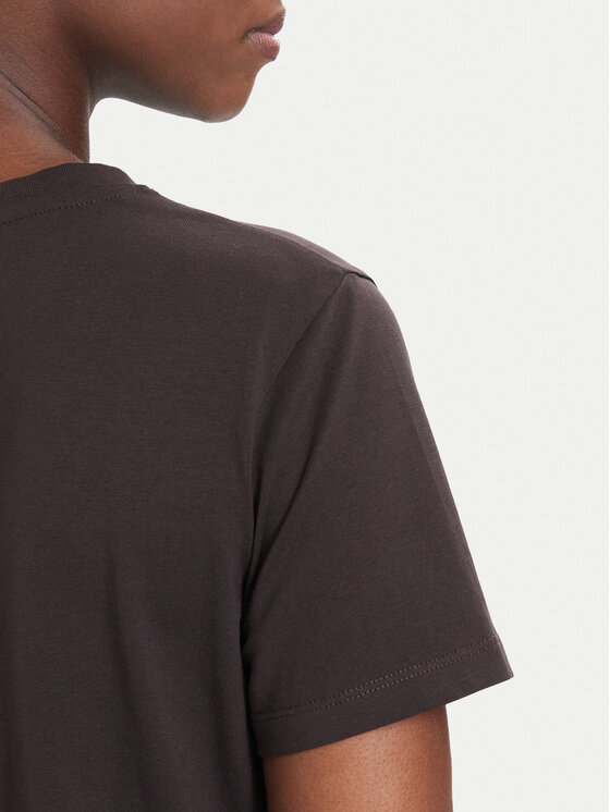 Guess Guess Camiseta V4YI09 J1314 Marrón oscuro Regular Fit