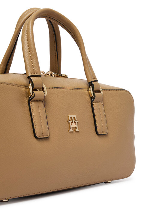 Tommy Hilfiger Ročna torba Tommy Hilfiger Th Daily Crossover AW0AW18378 Rjava