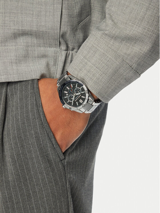Armani Exchange Годинник Armani Exchange Spencer AX1973 Срібний