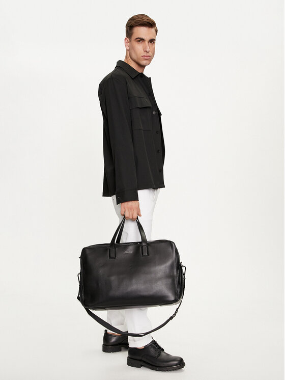 Calvin Klein Geantă de weekend Calvin Klein Line Qulit Pu Weekender K50K511880 Negru
