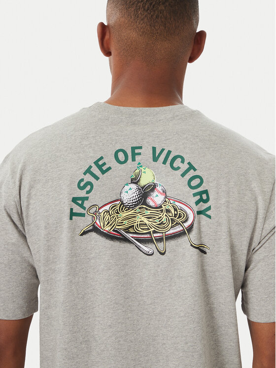 adidas adidas Camiseta Taste Of Victory Pasta Graphic KG0945 Gris claro Regular Fit