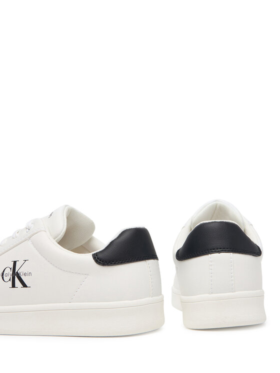 Calvin Klein Sneakersy Calvin Klein V3X9-83284-1355X S Biały