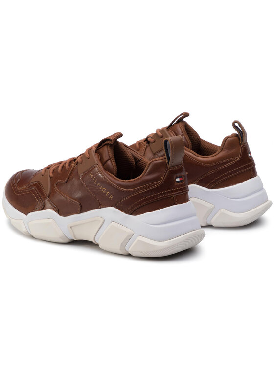 Tommy Hilfiger Sportcipők Tommy Hilfiger Chunky Leather Runner FM0FM02474 Barna