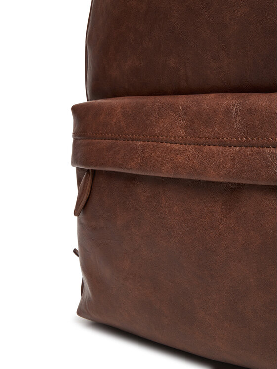 Aldo Hátizsák Aldo Mathao 14076573 Barna
