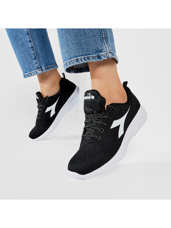 Diadora Futócipő Diadora X Run Light 6 W 101.176886 01 C7406 Fekete