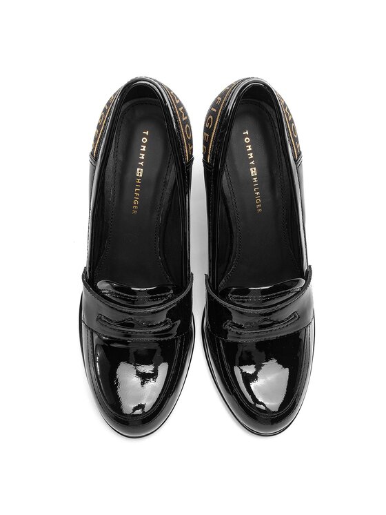 Tommy Hilfiger Nizki čevlji Tommy Hilfiger Iconic Patent Loafer FW0FW04003 Črna