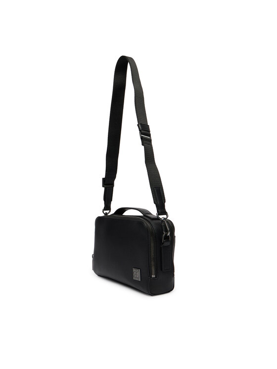 Calvin Klein Crossover torbica Calvin Klein Emblem Hw Camera Bag LV04D3291G Crna