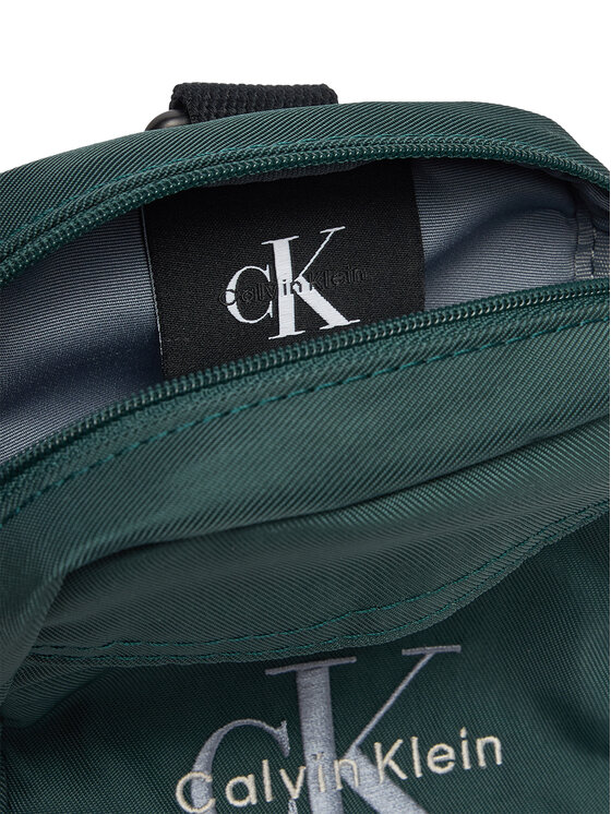 Calvin Klein Brašna Calvin Klein Bold Logo Nylon Slim Reporter LV04D3231G Zelená