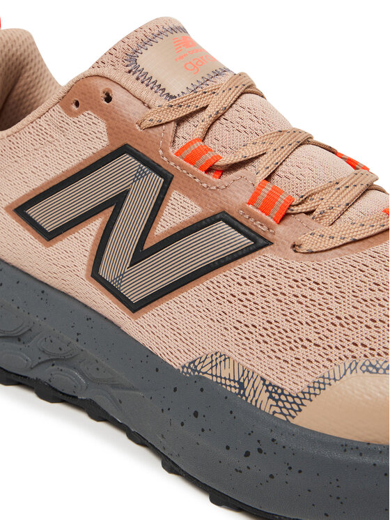 New Balance Scarpe running New Balance Garoe MTGAROH2 Marrone