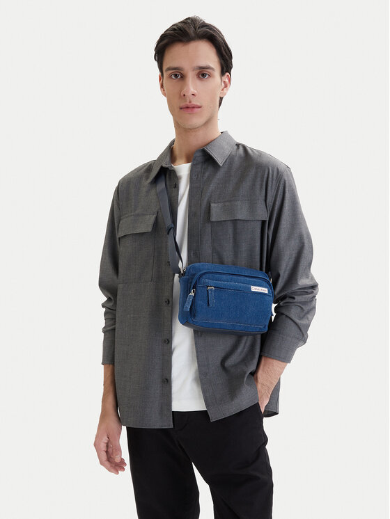 Calvin Klein Crossover torbica Calvin Klein Sleek Denim Utility Camera Bag LV04D3432G Plava