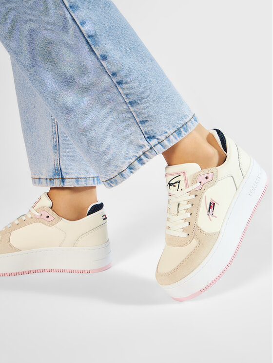 Tommy Hilfiger Superge Tommy Hilfiger Iconic Flatform EN0EN01421 Bež