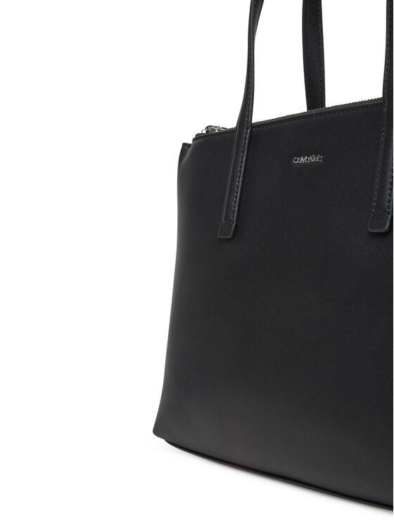 Calvin Klein Táska Calvin Klein Ck Must Tote Md LV04F3098G Fekete