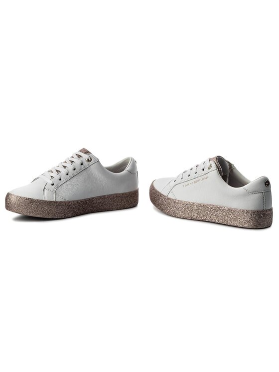 Tommy Hilfiger Сникърси Tommy Hilfiger Sparkle Outsole Glitter Sneaker FW0FW02798 Бял