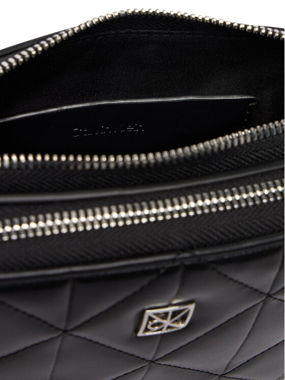 Calvin Klein Geantă Calvin Klein Quilted Double Zip Camera Bag LV04F3328G Negru