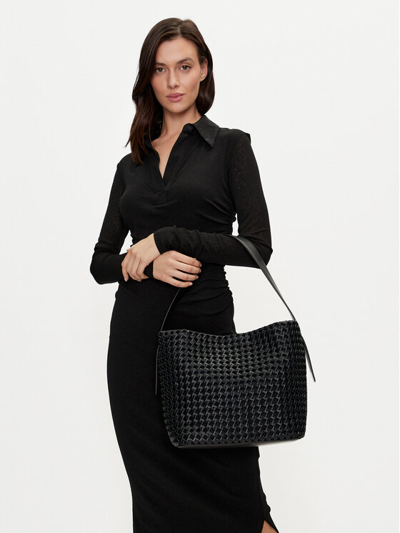 Calvin Klein Torbica Calvin Klein Ck Braided Medium Shopper K60K612131 Crna