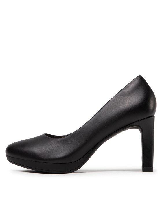 Clarks Туфлі Clarks Ambyr Joy 261577644 Чорний