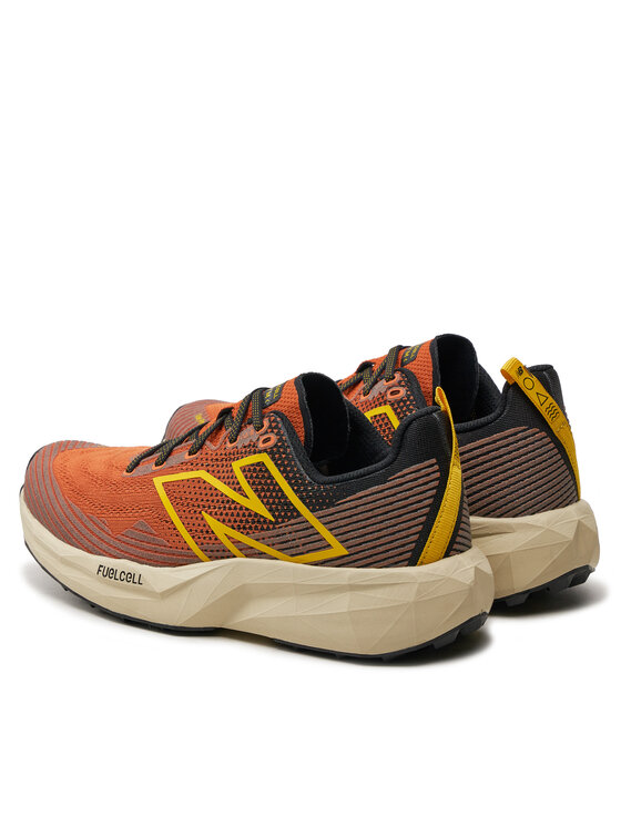 New Balance Bežecké topánky New Balance fuel_cell Venym MTVNYMR1 Oranžová