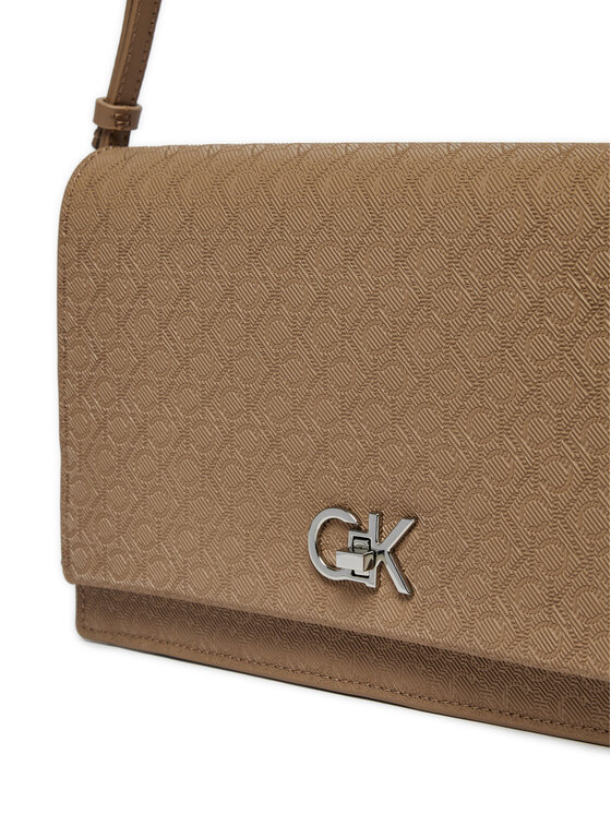 Calvin Klein Kabelka Calvin Klein Ck Elongated Shoulder Bag_Mono K60K613139 Béžová