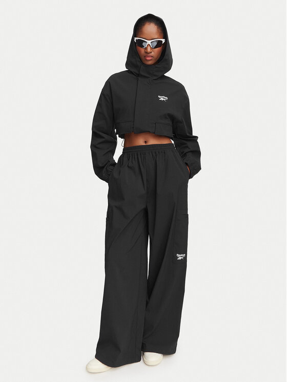 Reebok Reebok Pantaloni da tuta Zofia RK25679CCW Nero Relaxed Fit