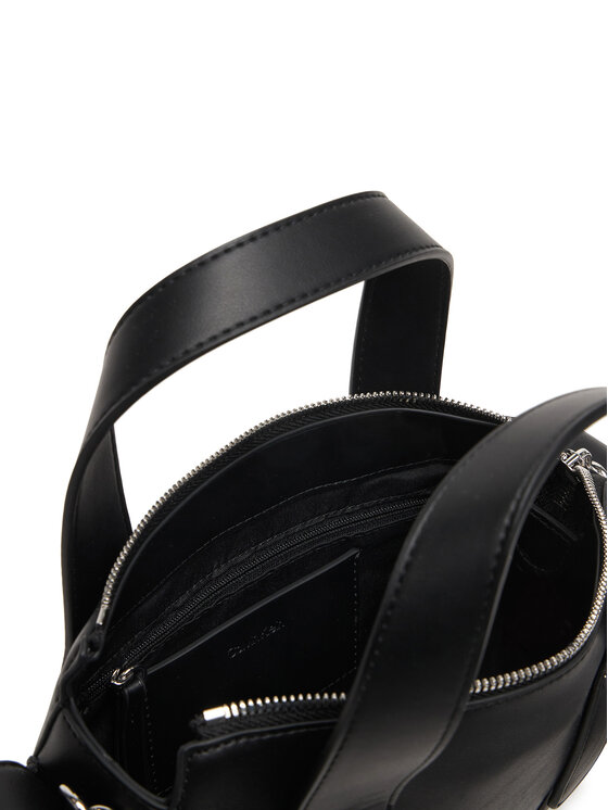 Calvin Klein Soma Calvin Klein Webbing Strap Pocket Bag LV04F3291G Melns