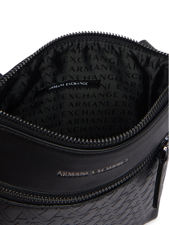 Armani Exchange Плоска сумка Armani Exchange XM003582 AF26662 UC001 Чорний