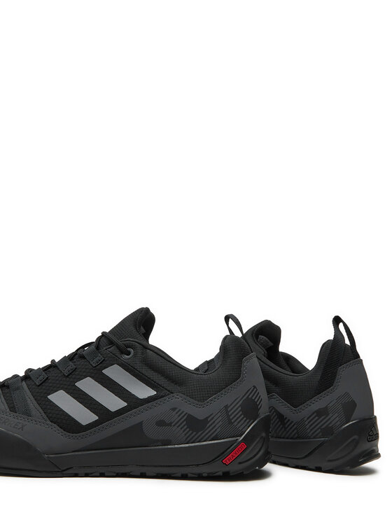 adidas Снікерcи adidas Terrex Swift Solo 2.0 Hiking IE6901 Чорний
