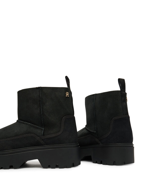 Tommy Hilfiger Škornji za sneg Tommy Hilfiger Real Shearling Pullon FW0FW08997 Črna