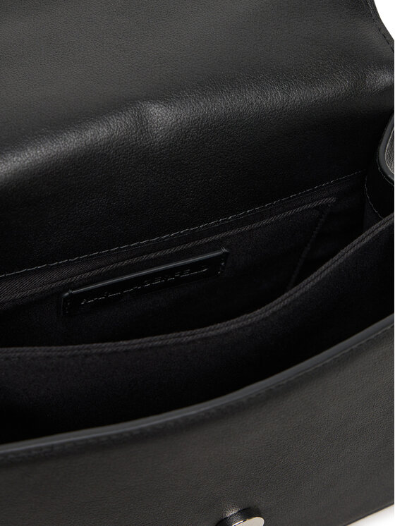 KARL LAGERFELD Дамска чанта KARL LAGERFELD A1W30036 Черен