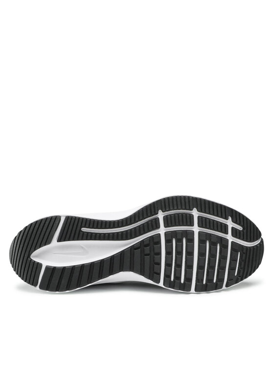 Nike Tekaški čevlji Nike Quest 3 Shield CQ8894 001 Črna