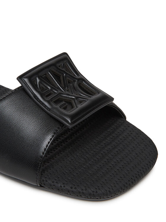 Armani Exchange Шльопанці Armani Exchange XDP055 XV921 00002 Чорний