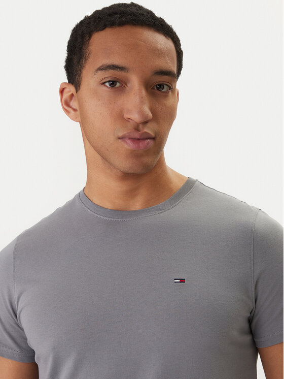 Tommy Jeans Tommy Jeans Camiseta DM0DM04411 Gris Slim Fit