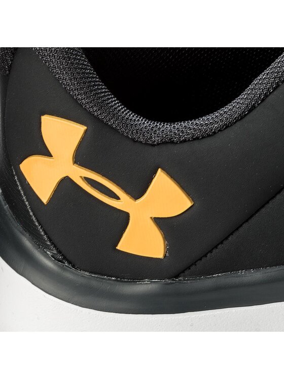 Under Armour Boty do posilovny Under Armour Ua Strive 7 1295778-104 Černá
