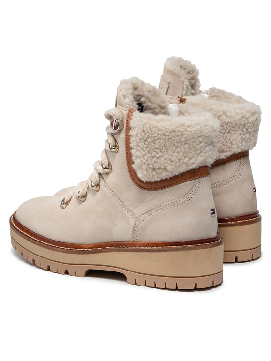 Tommy Hilfiger Bakancs Tommy Hilfiger Th Outdoor Flat Boot FW0FW05944 Bézs