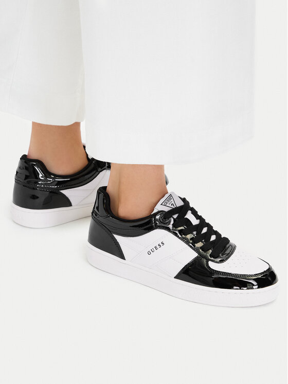 Guess Sneakersy Guess FLPNAM ELE12 Biela