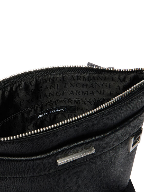 Armani Exchange Плоска сумка Armani Exchange XM002039 AF19931 UC001 Чорний