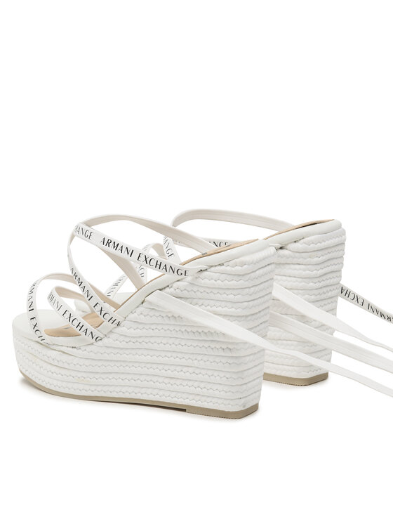 Armani Exchange Сандали Armani Exchange XDP035 XV690 01015 Бял